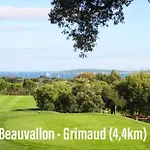 Charmant Village Restanques De Saint Tropez דירה