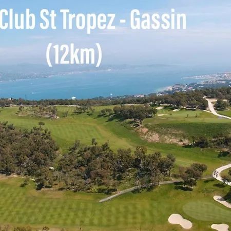 Apartment Charmant Village Restanques De Saint Tropez